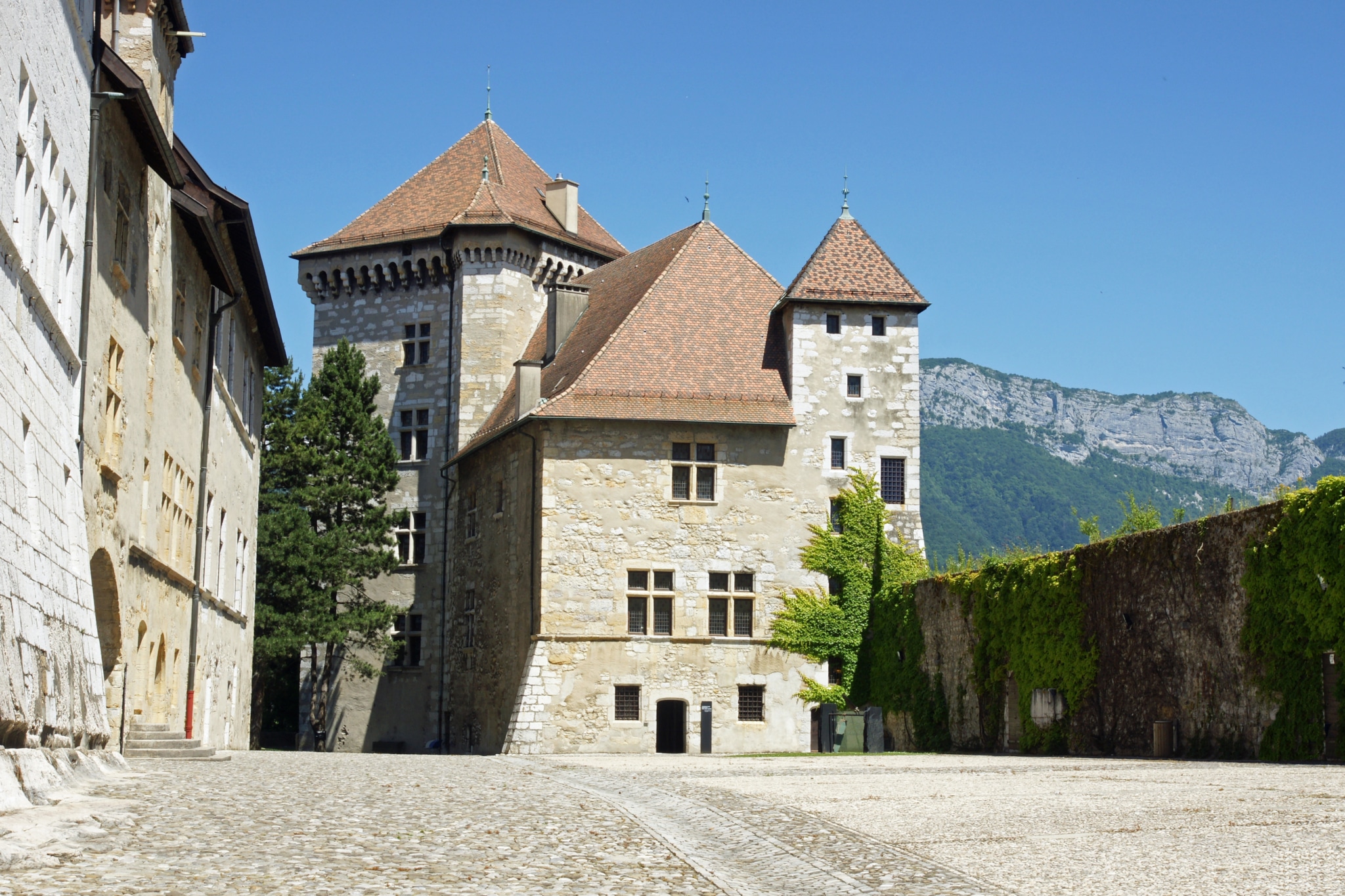 5 choses à faire absolument à Annecy